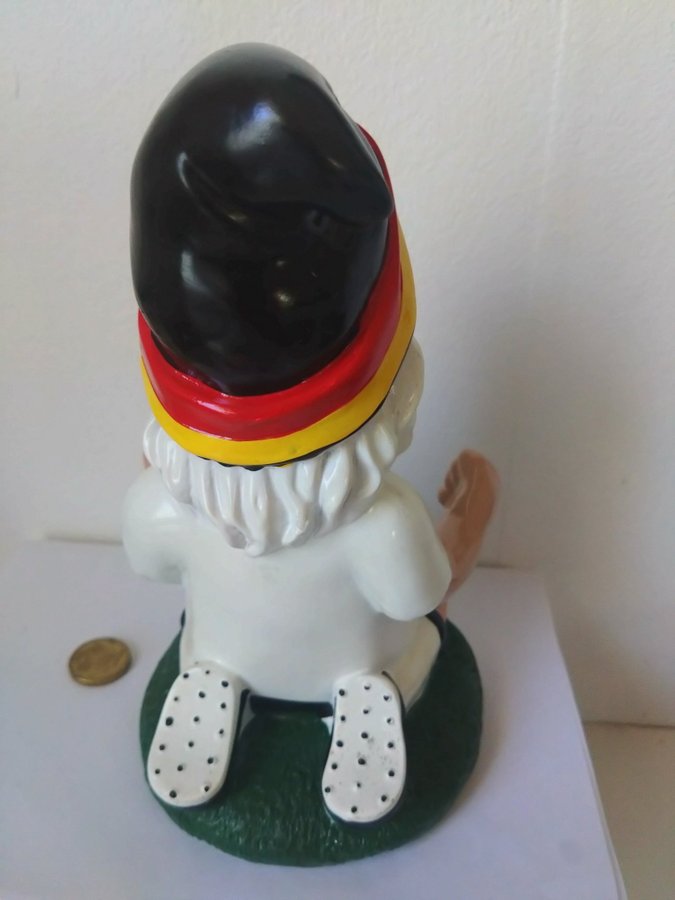 Garden Gnome Germany Fotboll Figurin tomte tysk