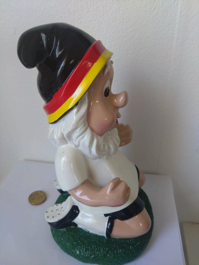 Garden Gnome Germany Fotboll Figurin tomte tysk