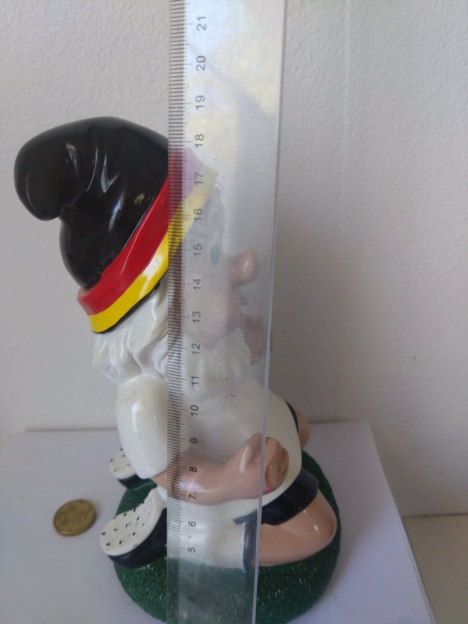 Garden Gnome Germany Fotboll Figurin tomte tysk