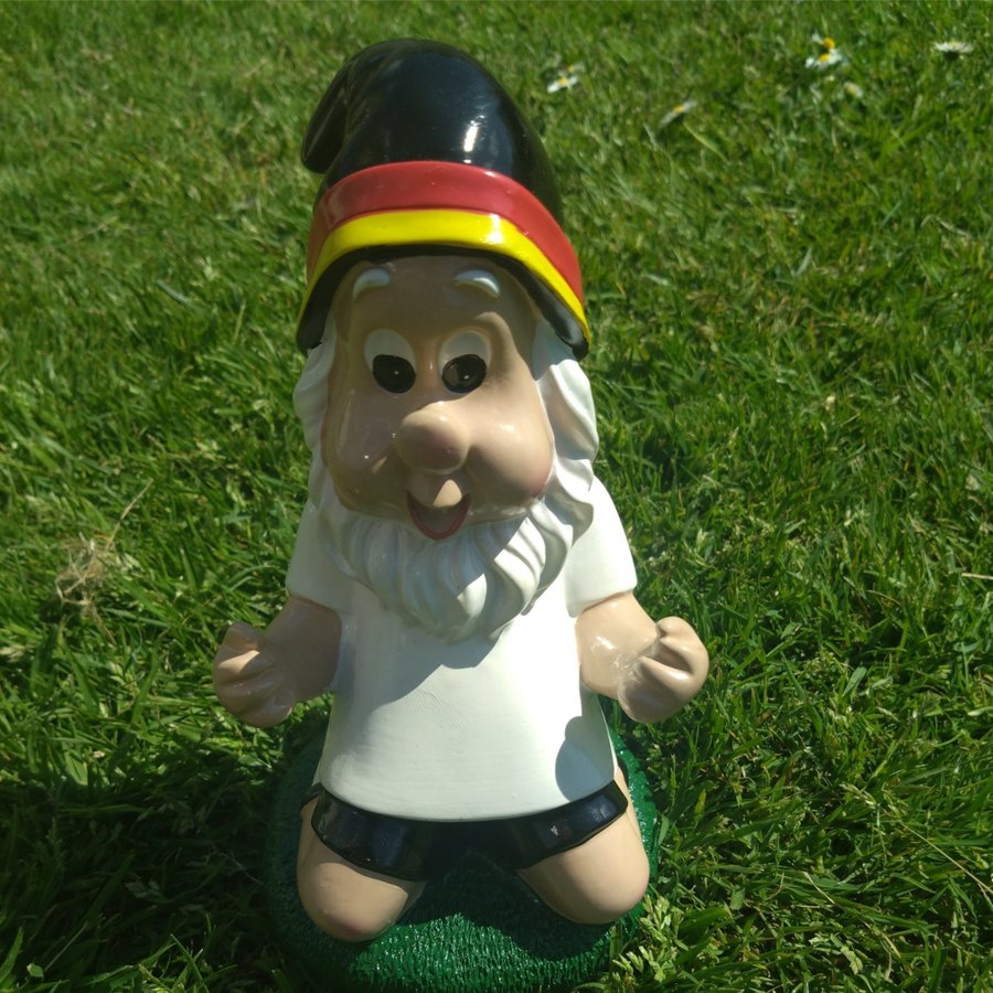 Garden Gnome Germany Fotboll Figurin tomte tysk