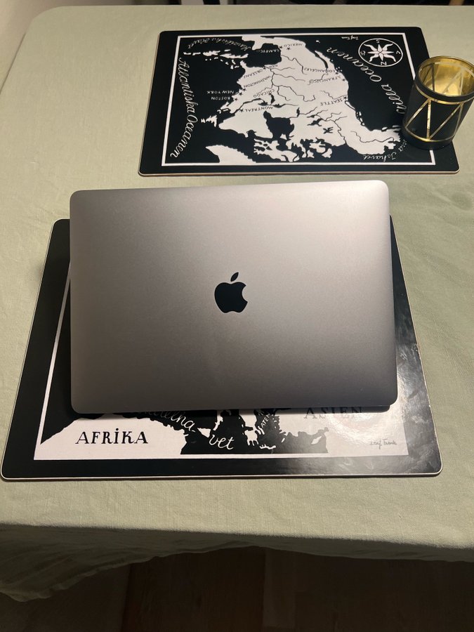 MacBook Pro 13 i7 35Ghz TouchBar