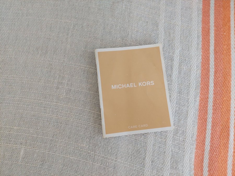 Whitney model - Michael Kors bag