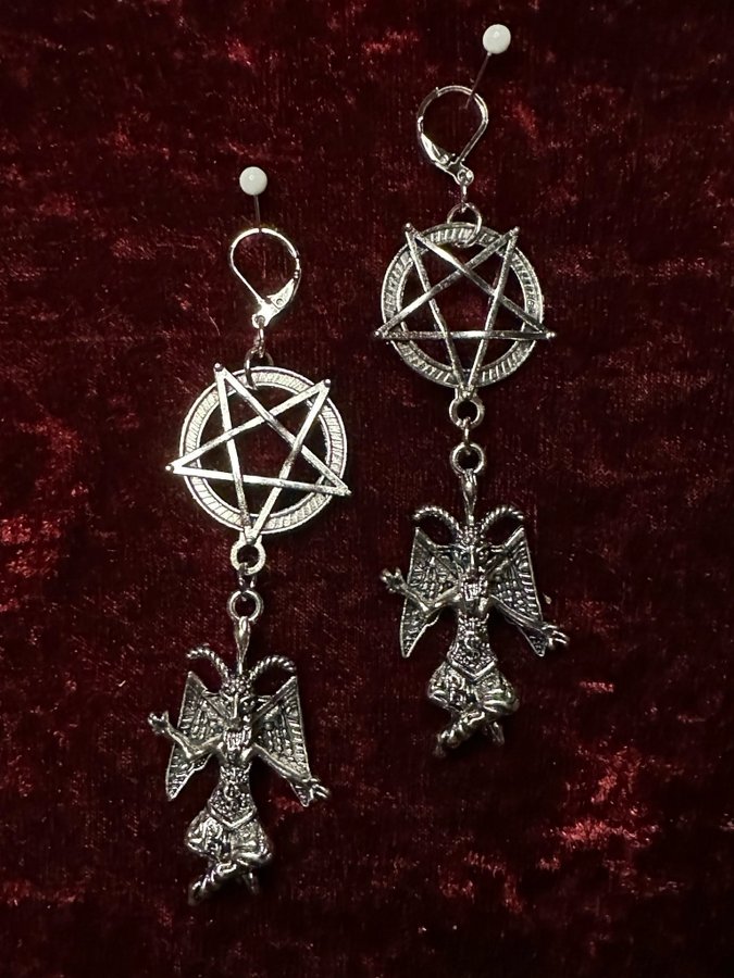 Nya örhängen m pentagram  Baphomet Ockult Wicca Metal Goth Satanic Rock Punk