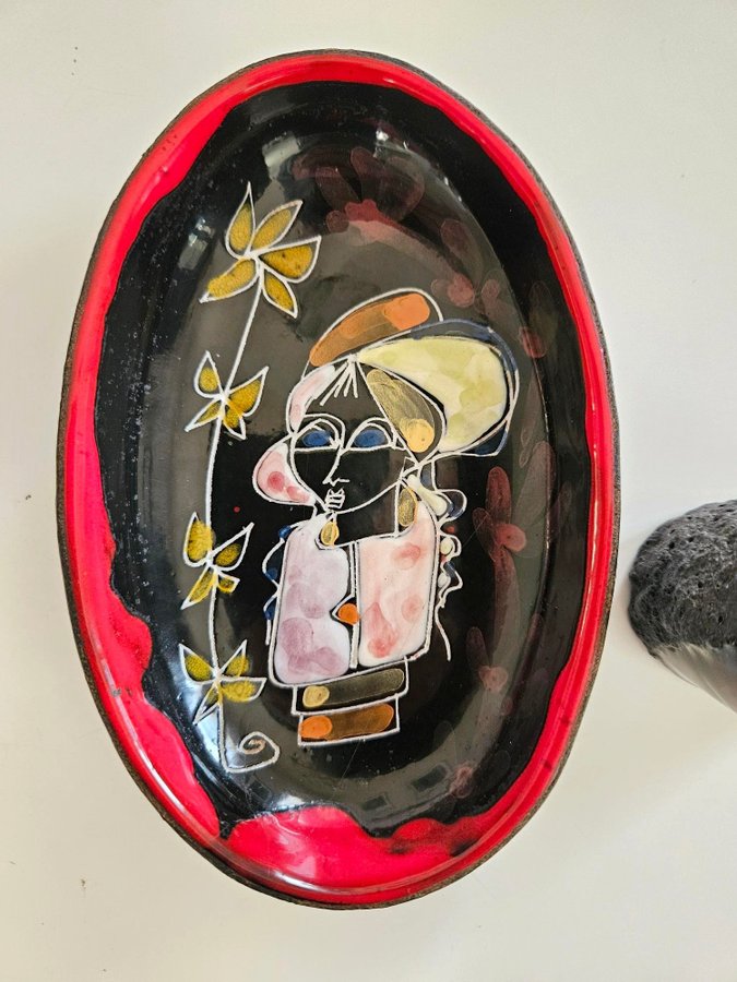 Skål o vas Italien San Marino 1960-talet sgrafitto-keramik vintage