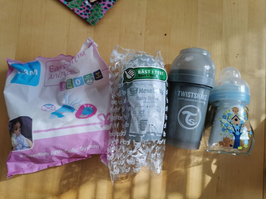 Bebis paket set nappflaskor klämmisar libero nytt