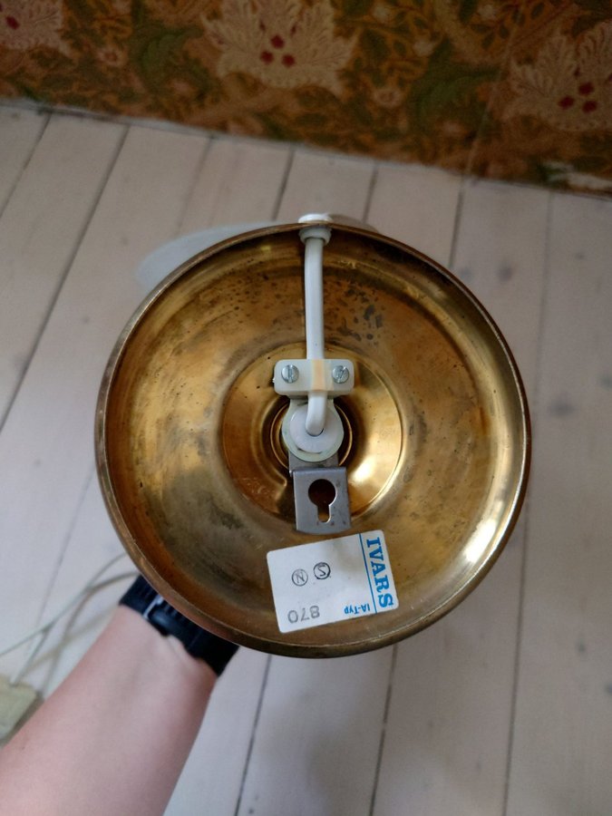 Retro vägglampa Ivars mässing