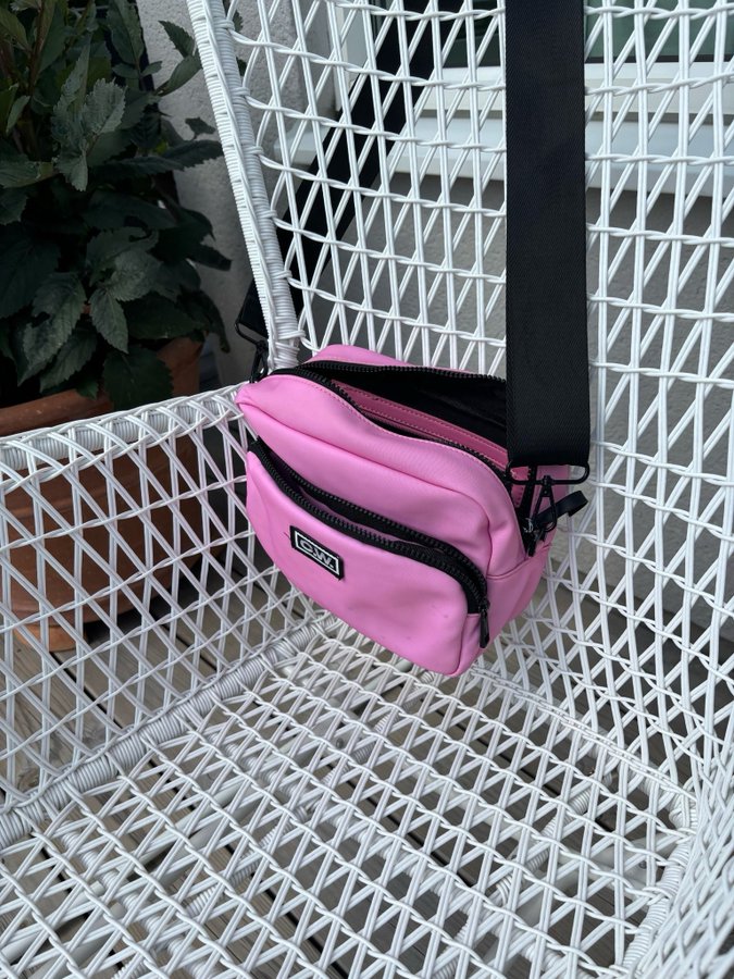 Carin Wester Camera bag Rosa handväska väska begagnad men fin