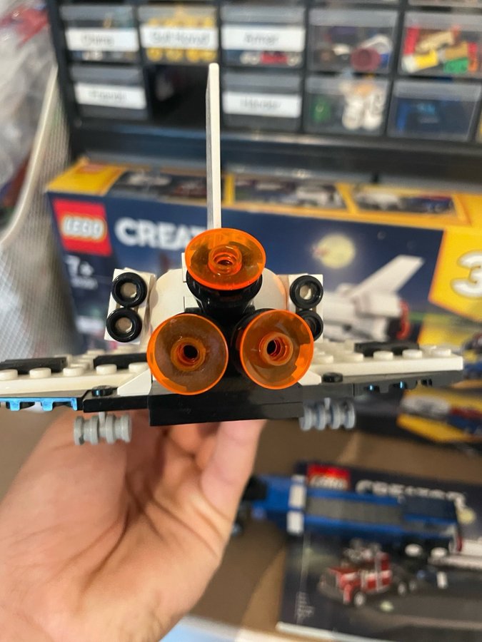 LEGO Creator 3-i-1 31091 Rymdfärja och lastbil