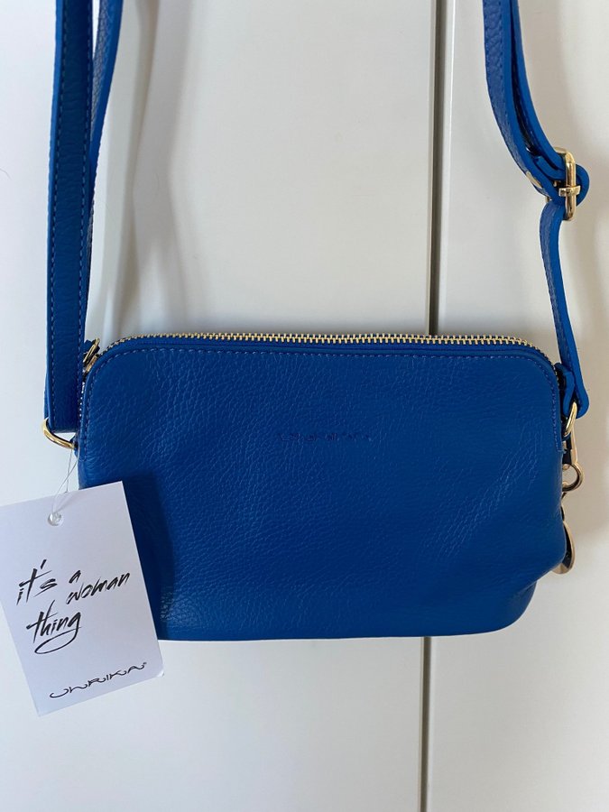 Ulrika - Skinn väska nytt-oanvänd royal blue