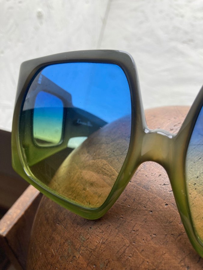 Vintage Christian Dior solglasögon Häftigare finns inte Blå/gröna
