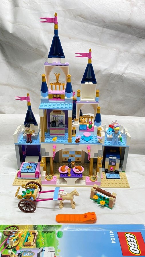 LEGO Disney Princess 41154 Askungens Förtrollade Slott