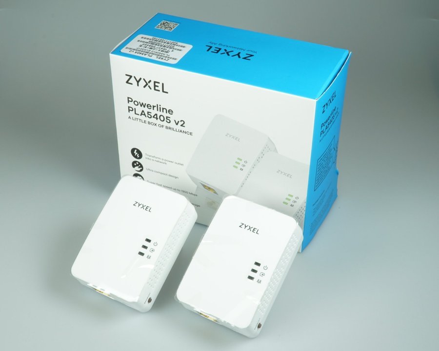 Zyxel PLA5405 v2 1300 Mbps MIMO Powerline Gigabit Ethernet Adapter