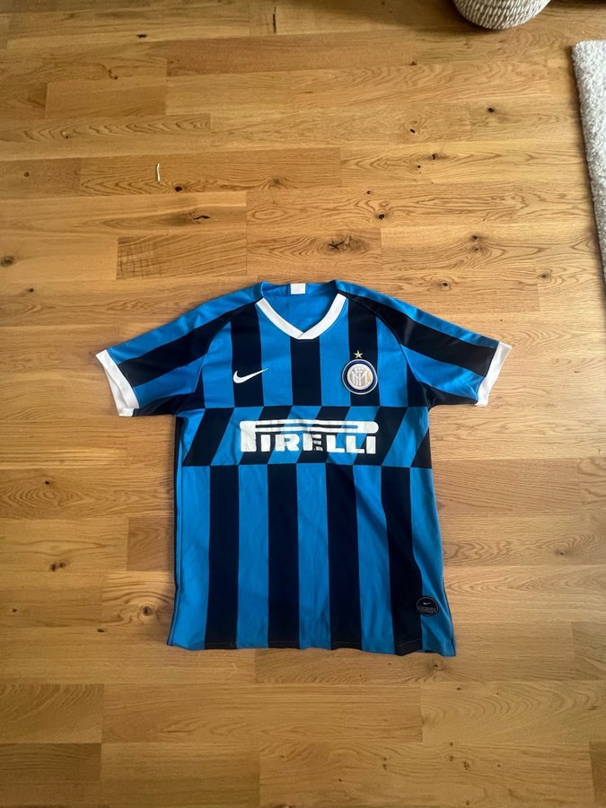 Nike Inter Milan 19/20  storlek L