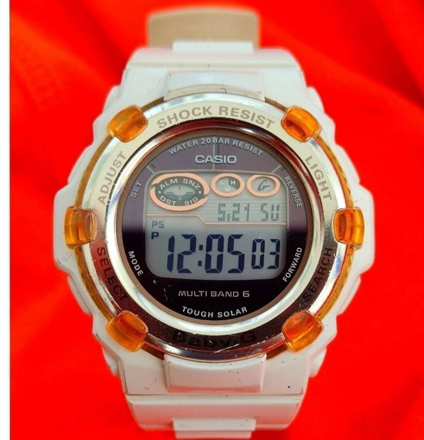 Casio g-shock Baby radio control multi band 6 solar for tough woman