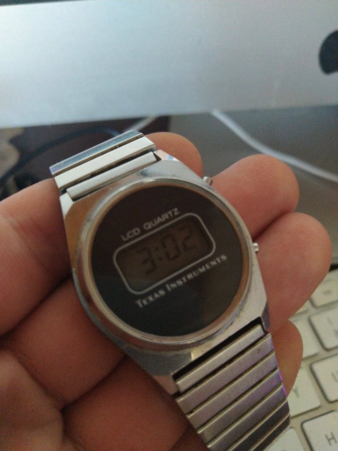 rare Vintage Texas Instruments LCD Quartz Watch