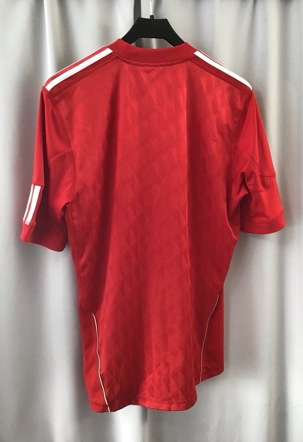 Liverpool FC / Adidas - Tröja