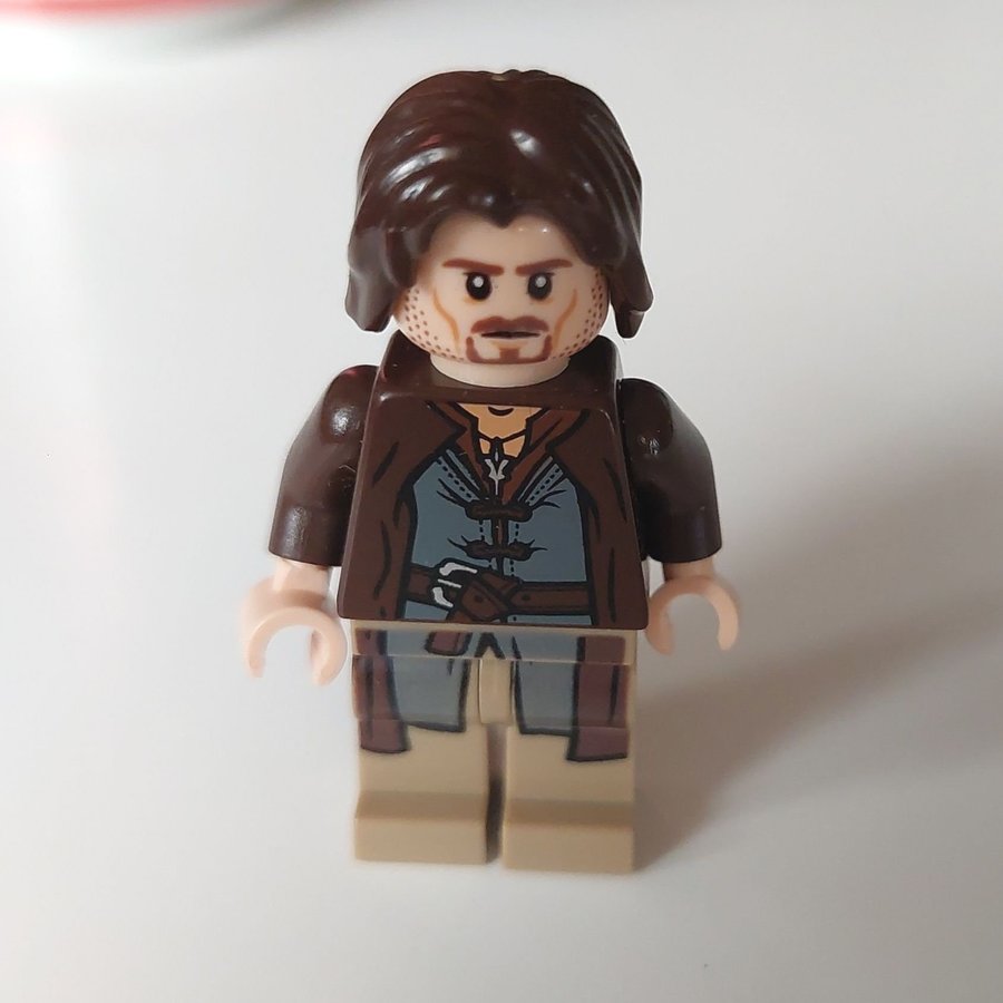 LEGO Minifigur Aragorn från lotr sagan om ringen
