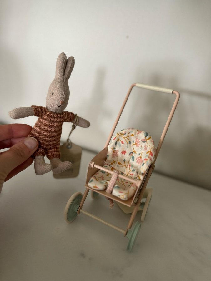 Maileg Barnvagn med Kanin
