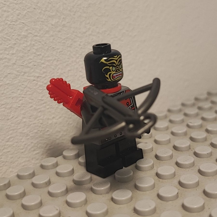 Lego Ninjago Stone Army Scout(exklusive hatt) !