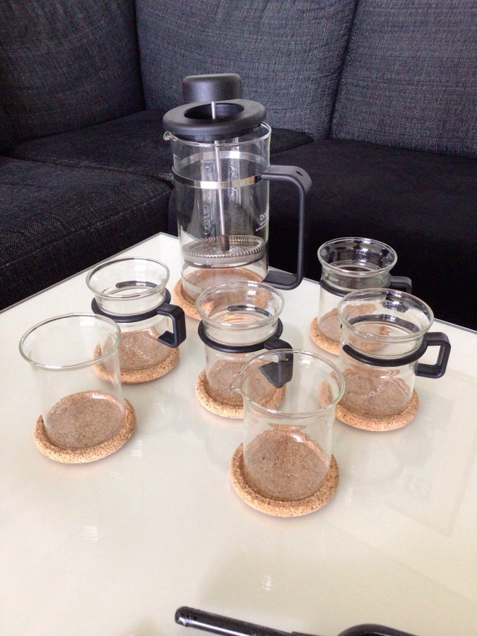 Bodum Kaffepress set m 4st kaffemuggarsockerskål och gräddkanna i glas som nytt