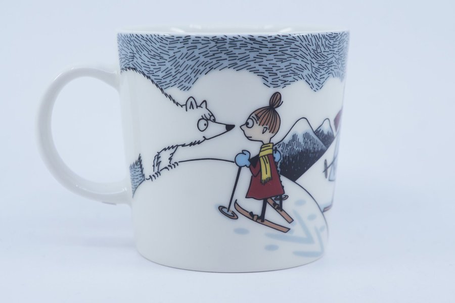 Muminmugg Skidor med herr Brisk / Moomin Mug Skiing with MrBrisk [A]