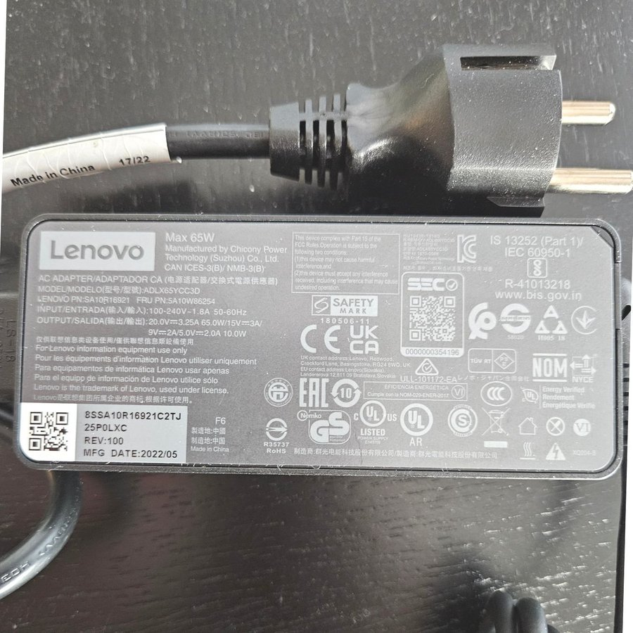 AC Adapter Lenovo