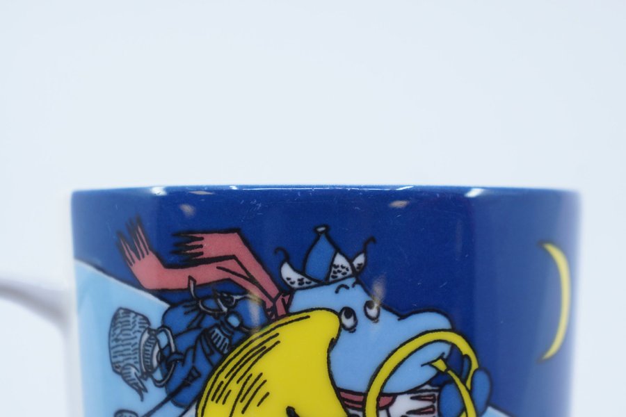 Muminmugg Julöverraskning / Moomin Mug Christmas Surprise [B]