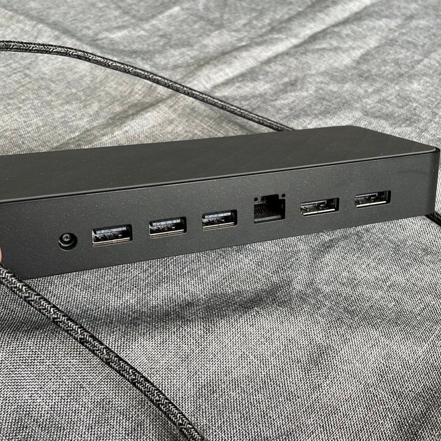 Universal USB-C dockningsstation with USB-A