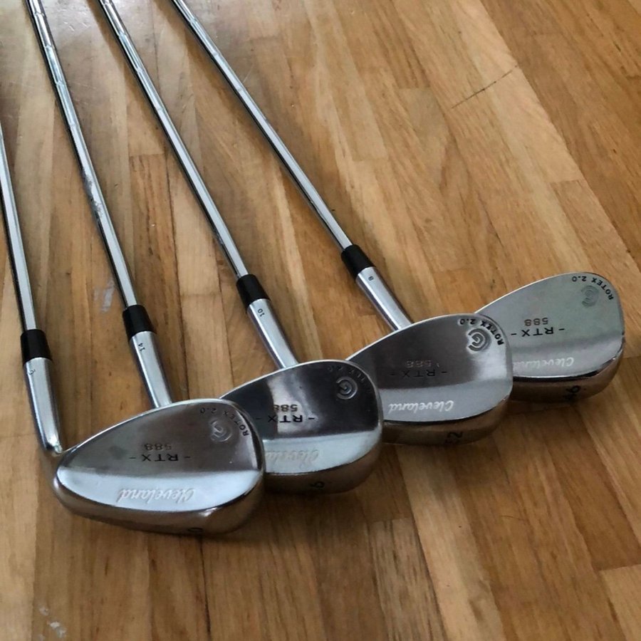 Cleveland RTX 588 Wedge Set 46 52 56 60