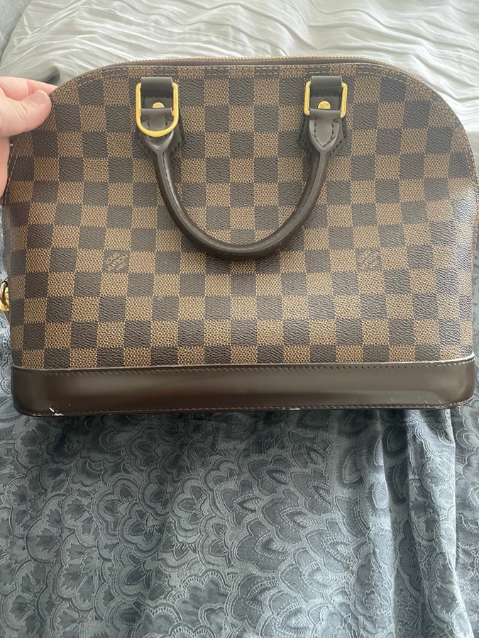 Louis Vuitton Alma PM