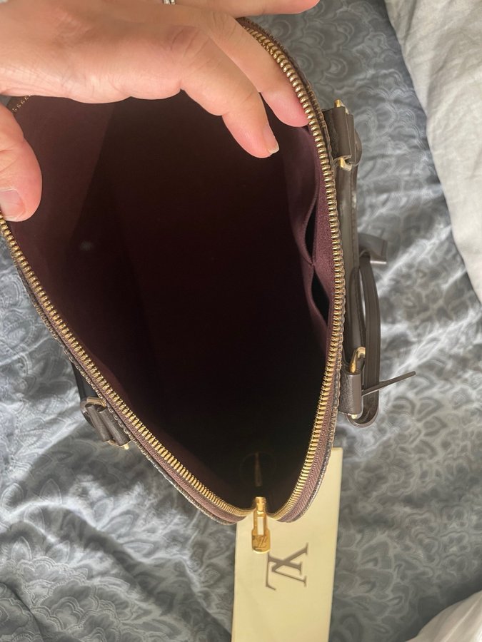 Louis Vuitton Alma PM