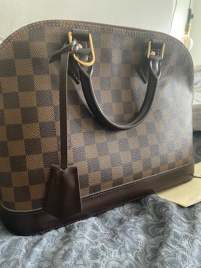 Louis Vuitton Alma PM