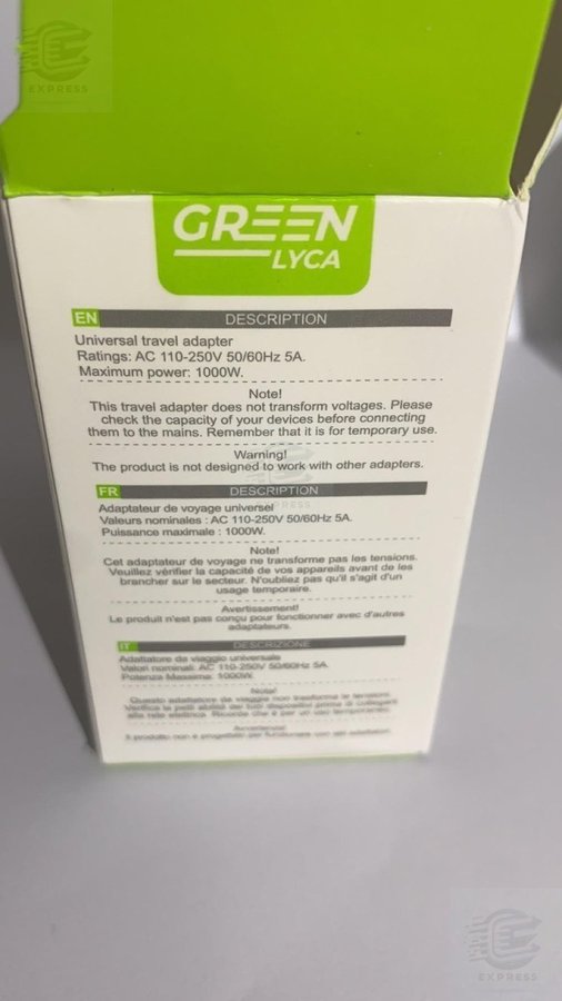 NYTT Universal reseadapter – vit • För hela världen (150+ länder) •10 A / 1000W