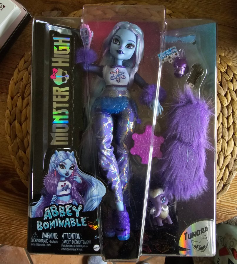 Monster High Abbey Bominable gen 3 docka ( doll mattel )