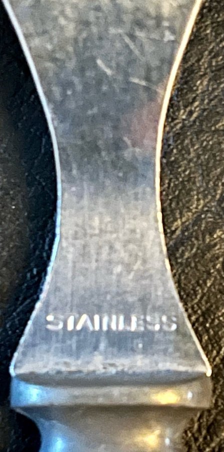 VINTAGE LANDERS STEAK KNIVES AND FORKS