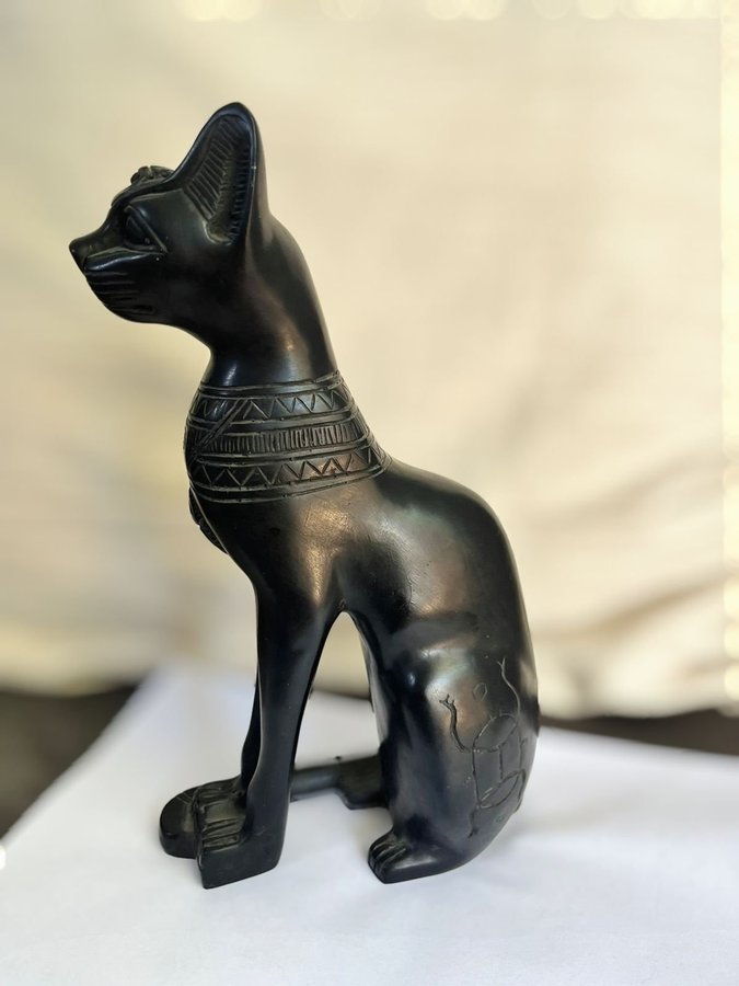 Staty av den egyptiska gudinnan 2015 -Bastet som prydnadsföremål