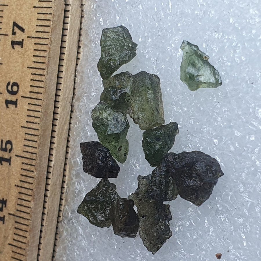 Äkta ädelstenar Moldavit / Moldavite 21_2 gram