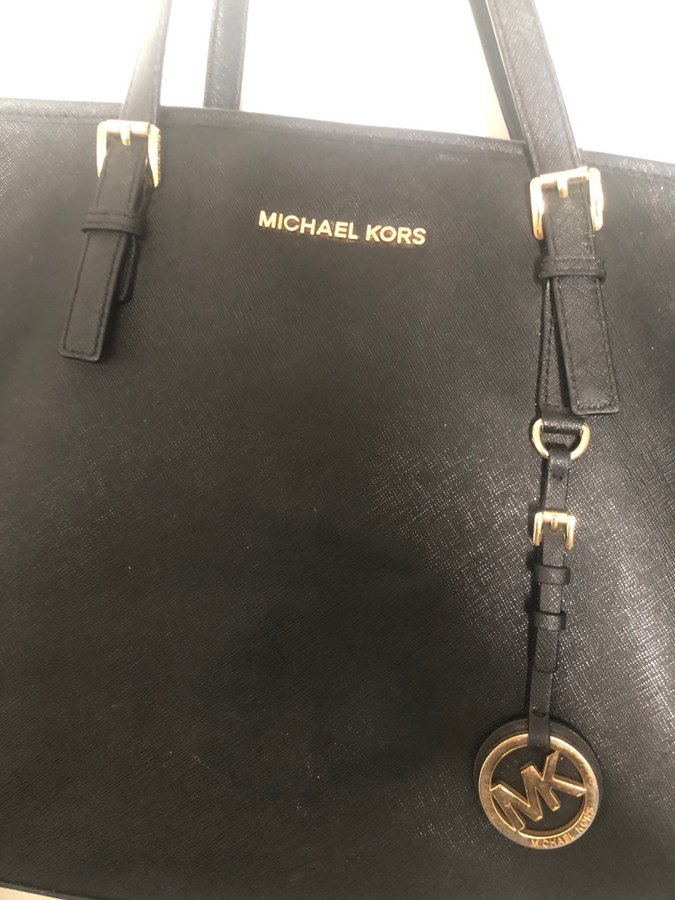 Michael kors väska