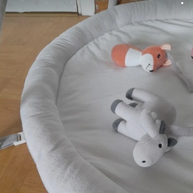 Babygym med leksakerFint babygym från Kids Concept