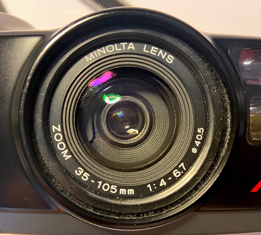 Minolta Riva Zoom 105t: 1990 Japan Fint skick