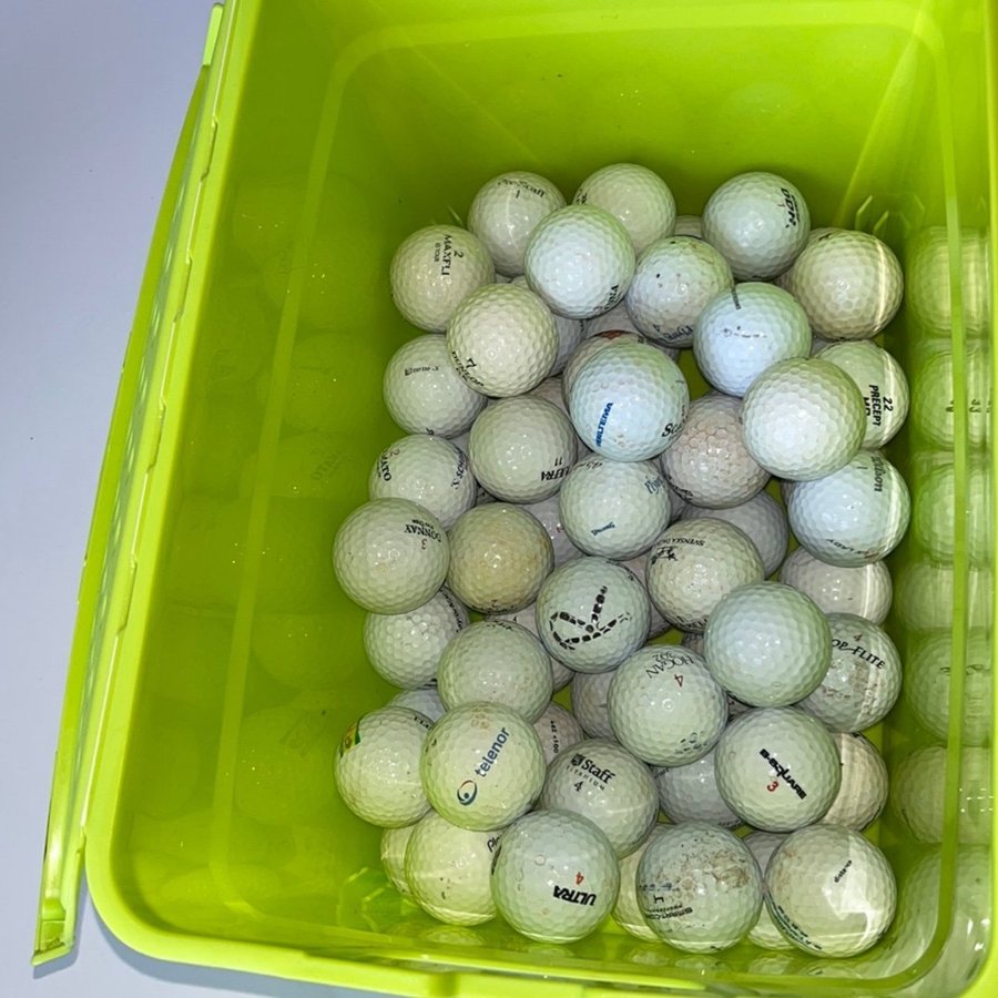 1KR! Golfbollar - Blandade Märken 65 stycken salig mix