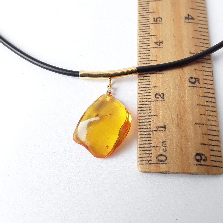 Yellow Baltic amber gemstone insect inclusion pendant necklace insect jewelry