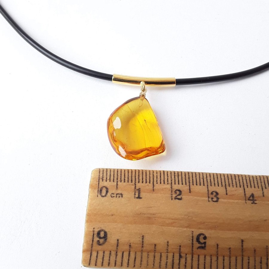 Yellow Baltic amber gemstone insect inclusion pendant necklace insect jewelry