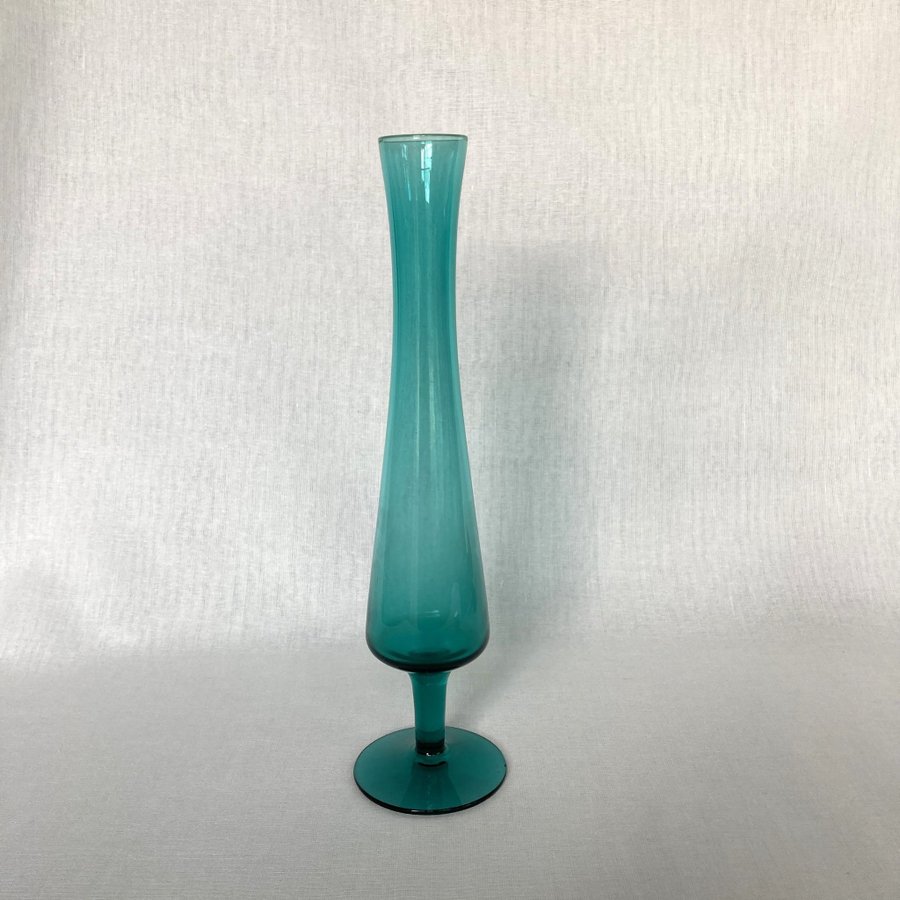 Grön / Blå Glasvas på fot – Vas – Glas – Alsterfors Glasbruk?