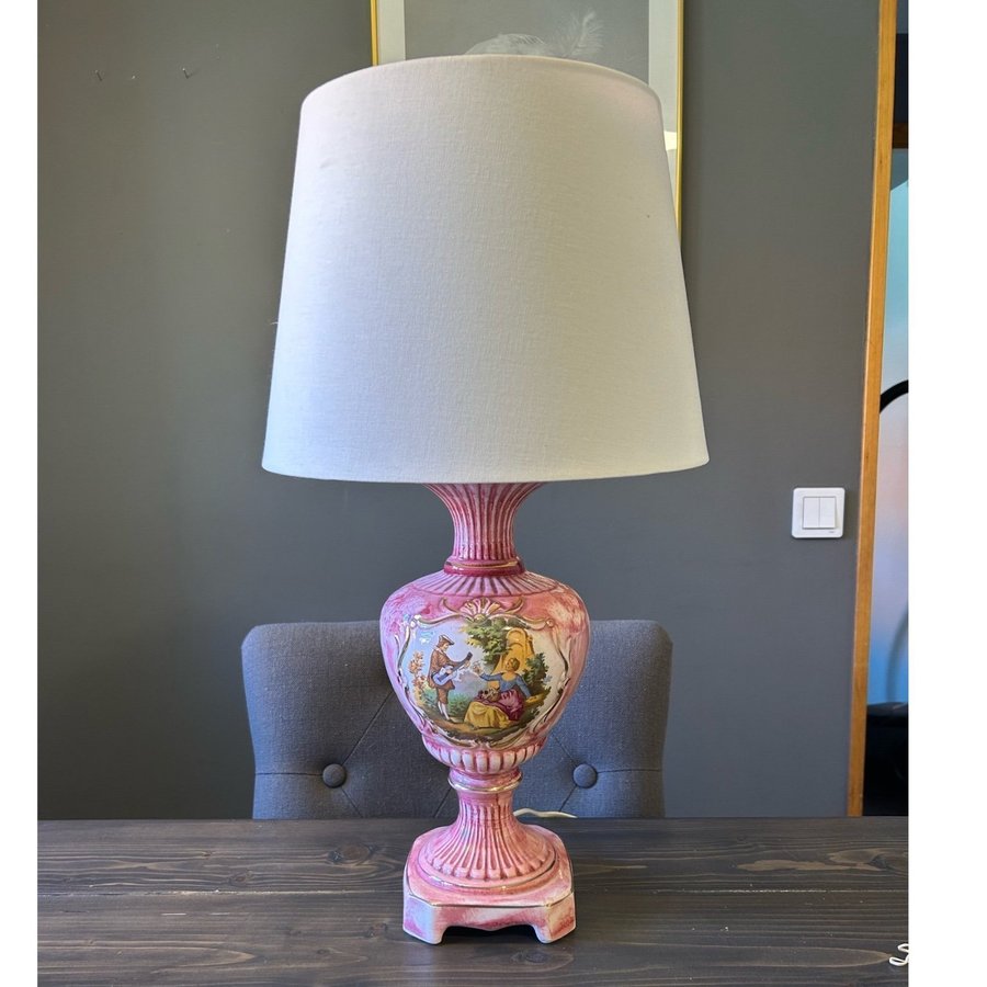 Helt underbar rosa bordslampa med skärm jugend majolika made in ITALY lampa