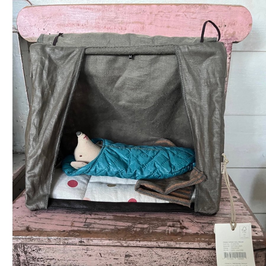 MAILEG camping mus med tält + sovsäck
