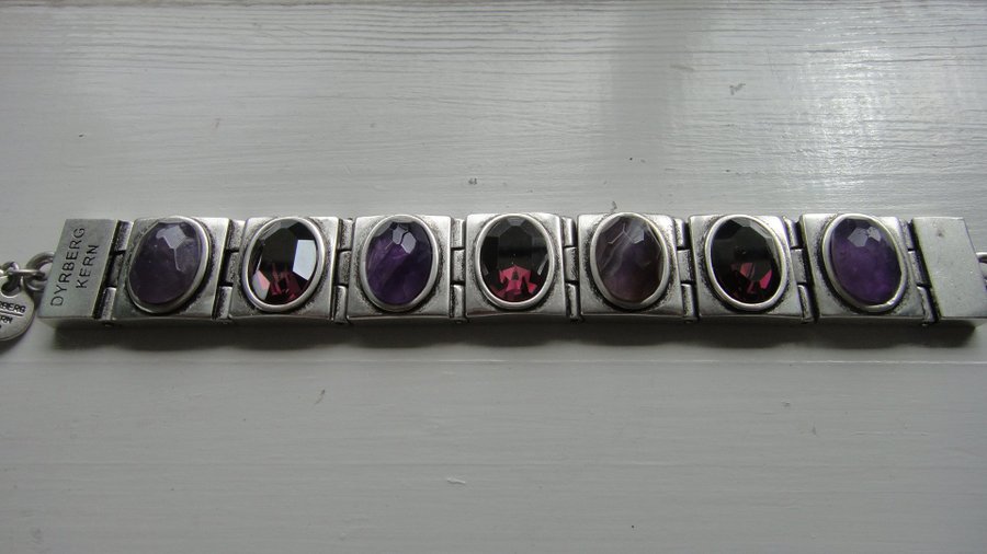 Dyrberg Kern armband RICHESSE antikt försilvrad med stora amethystbegagnat