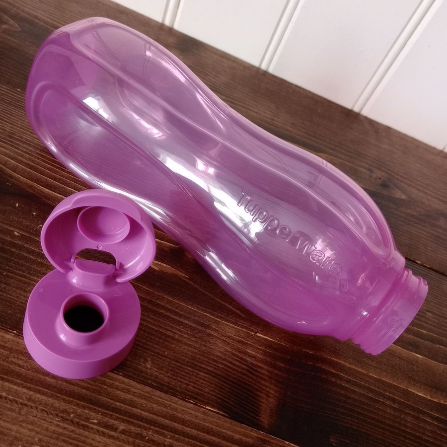 Ny Tupperware Mörk Lila 15 liter flaska