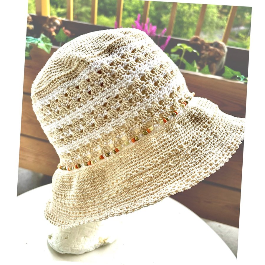 Virkad solhatt hatt strand shabby camping Beige vit Pärlor pärlband L