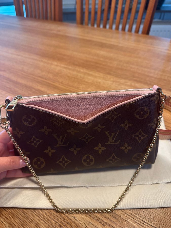 Louis Vuitton clutch